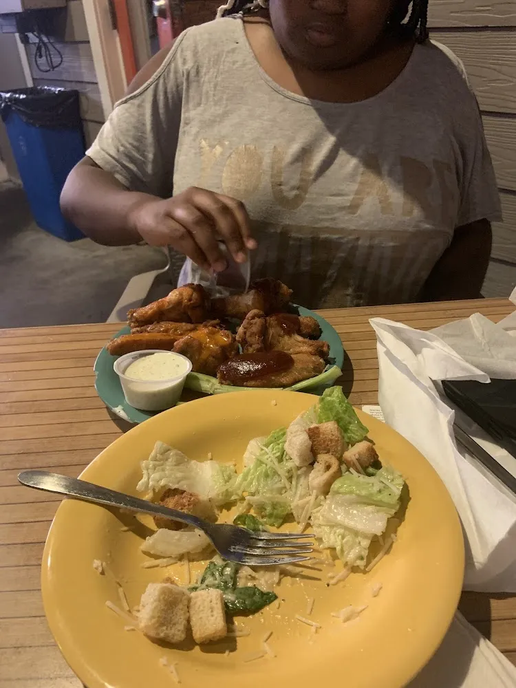 Buffalo Wings with Barbecue Chicken